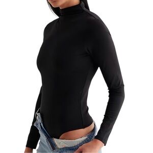 Express Body Contour High Compression Mock Neck Long Sleeve Bodysuit